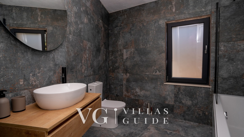 Villa Trojanović Badezimmer