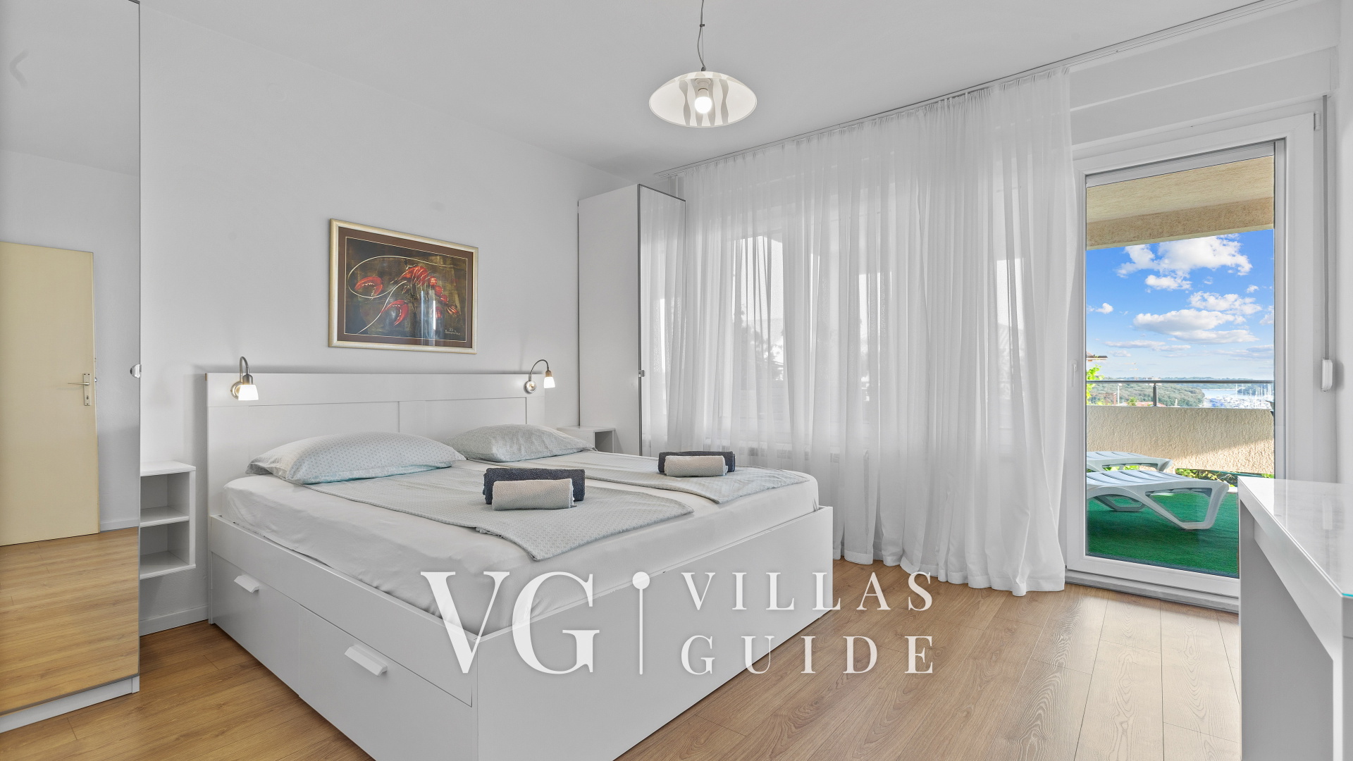 Apartment Petrinić - Sea View & Pool Apartment "V"