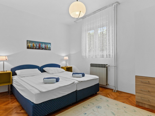 Apartment Petrinić - Sea View & Pool Apartment "V"