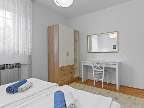 Apartment Petrinić - Sea View & Pool Apartment "V"