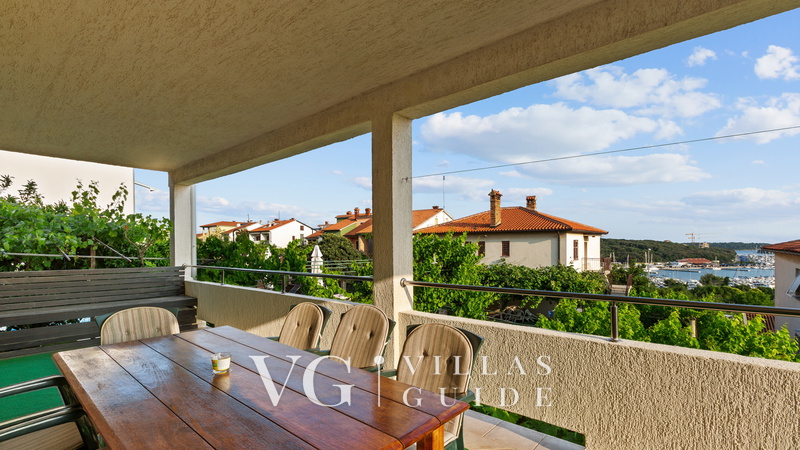 Apartment Petrinić - Sea View & Pool Apartment "V" Zusatzinhalte