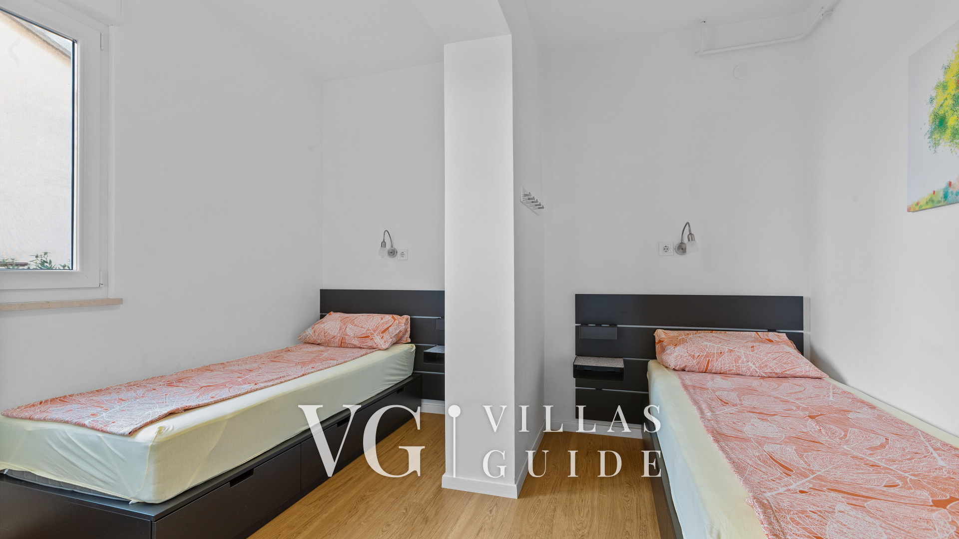 Apartment Petrinić - Sea View & Pool Apartment "V" Bedroom