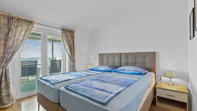 Apartment Petrinić - Sea View & Pool Apartment "F"