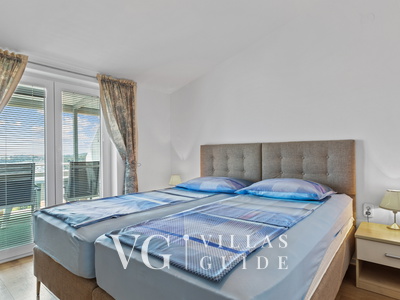 Apartment Petrinić - Sea View & Pool Apartment "F" Spavaća soba