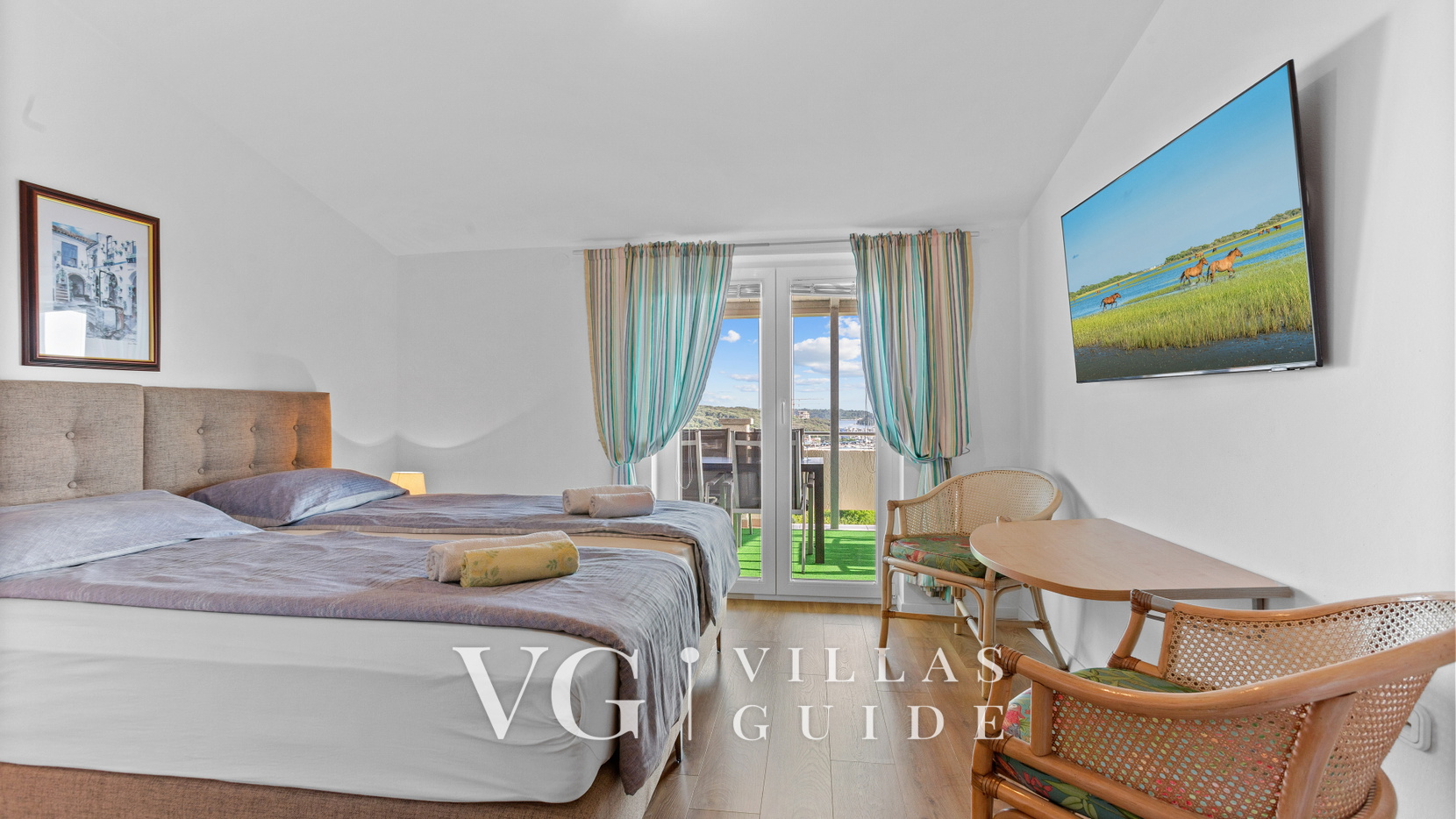 Apartment Petrinić - Sea View & Pool Apartment "F" Schlafzimmer