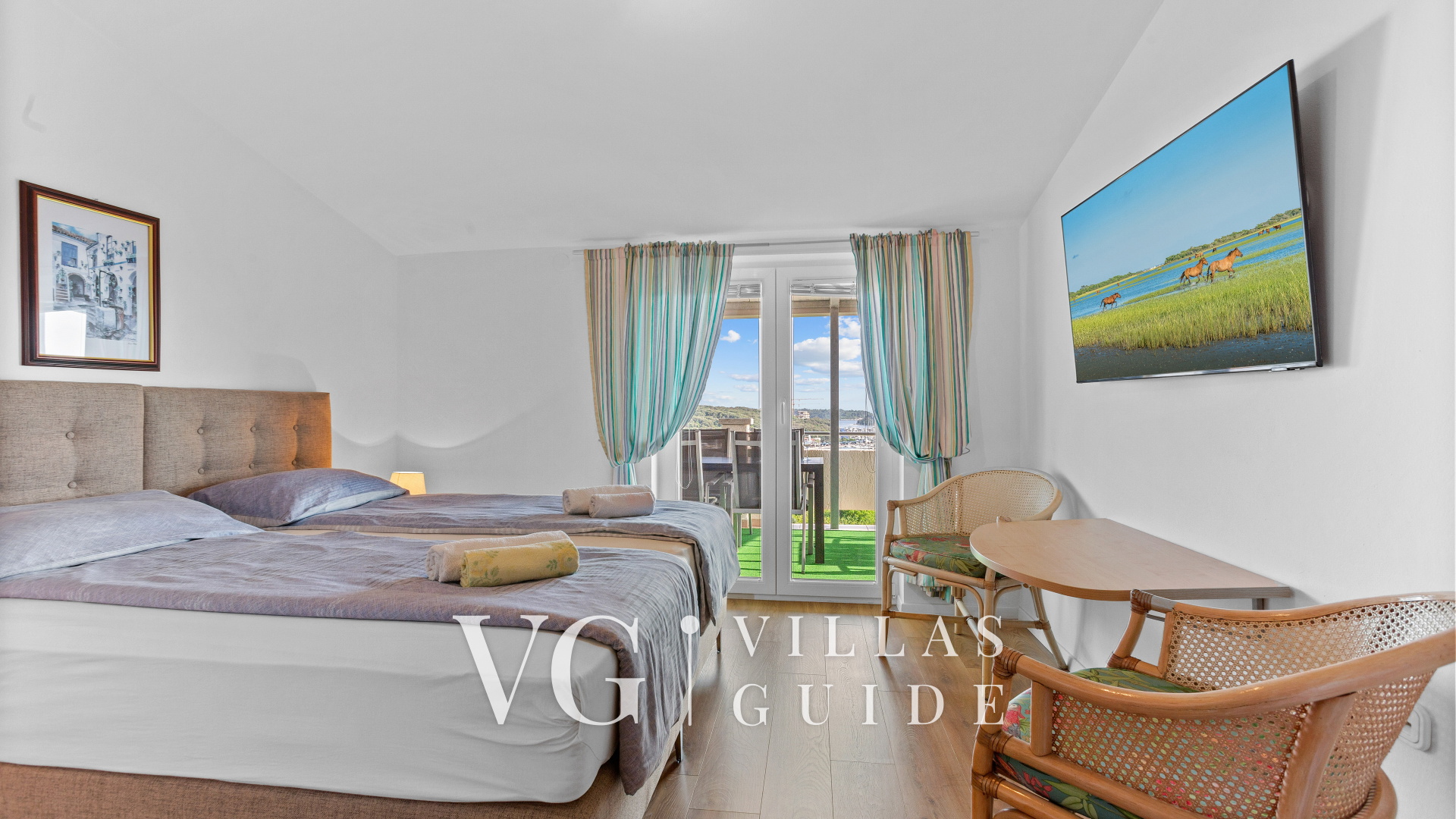 Apartment Petrinić - Sea View & Pool Apartment "F" Spavaća soba