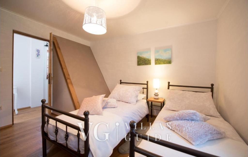 Villa Nature Escape Bedroom