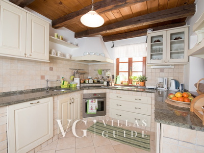 Villa Nature Escape Kitchen