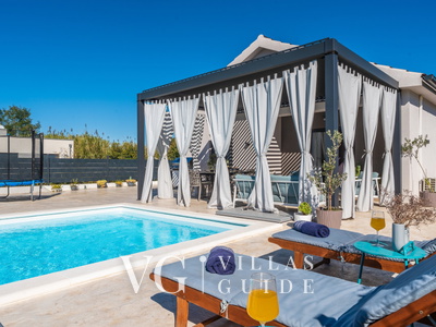 Villa Rafaelo - Privlaka Pool