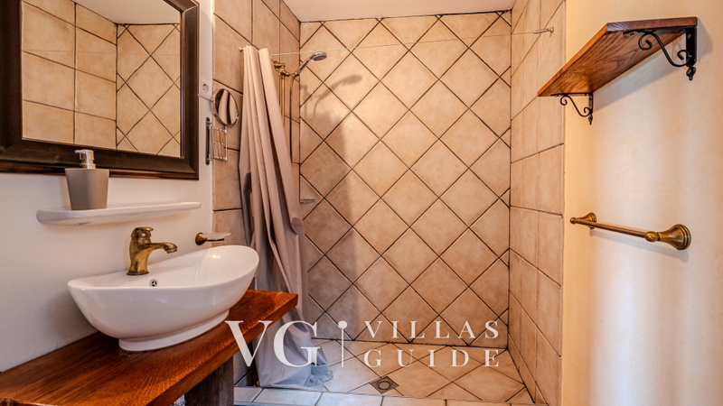 Villa Tihana Bathroom