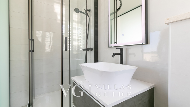 Villa Julija Bathroom