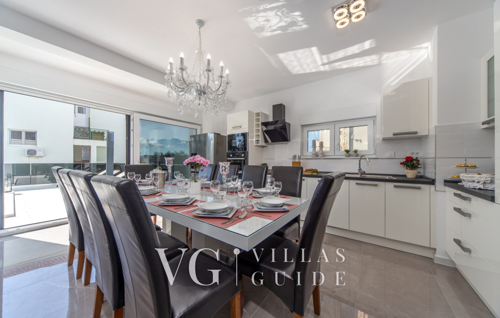 Villa Shaula Kitchen