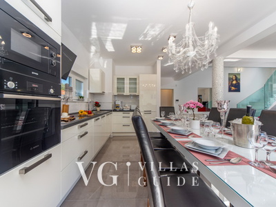 Villa Shaula Kitchen