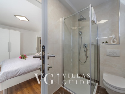 Villa Shaula Bathroom