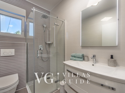 Villa Shaula Bathroom