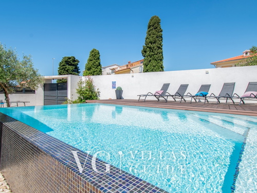 Villa Above