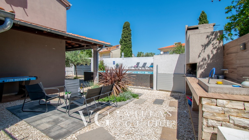 Vila Above Garten und Außenbereich