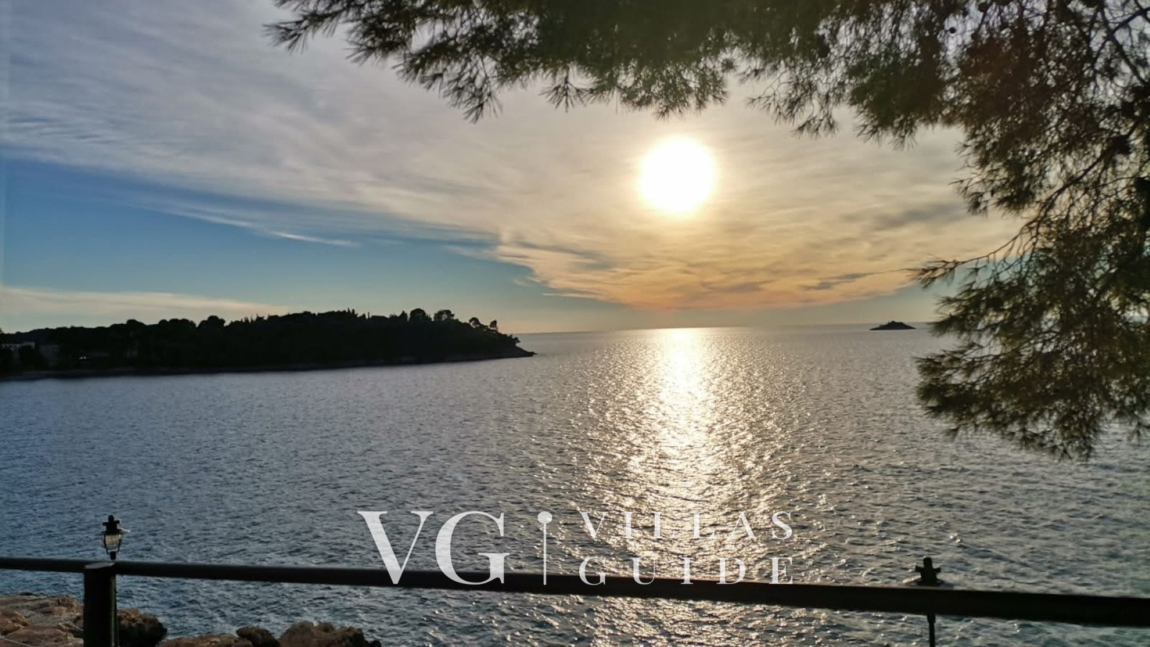 Flora Apartment with private pool Microlocation