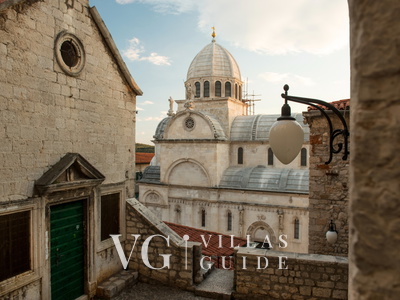 Villa Shaula 2 Microlocation