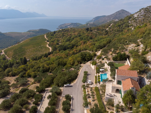 Rustic Villa Stolovi with panorama view