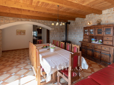 Rustic Villa Stolovi with panorama view Cucina