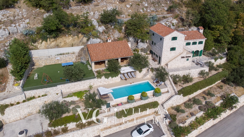 Rustic Villa Stolovi with panorama view Dvorište i vanjski dio objekta