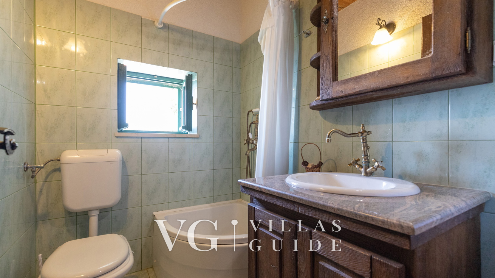 Rustic Villa Stolovi with panorama view Kupaonica