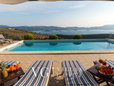 Rustic Villa Stolovi with panorama view