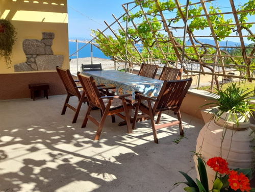 Holiday Home Secret Garden