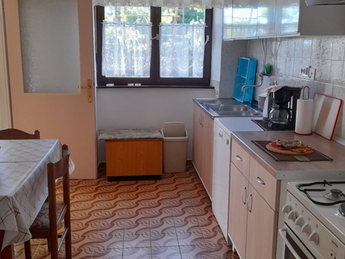 Holiday Home Secret Garden