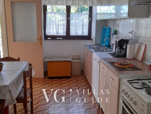 Holiday Home Secret Garden