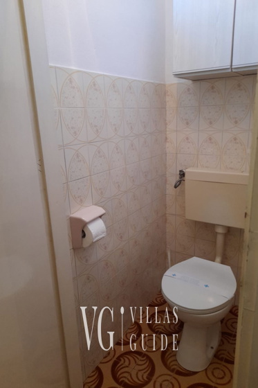 Holiday Home Secret Garden