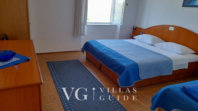 Holiday Home Secret Garden