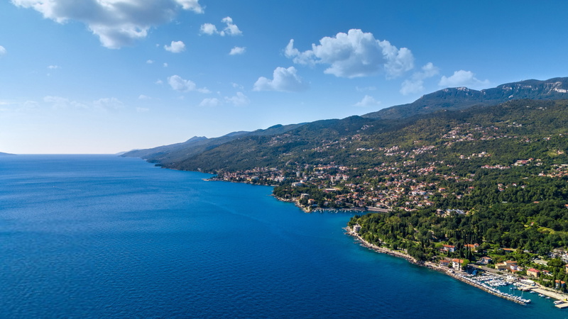 Holiday Home Secret Garden