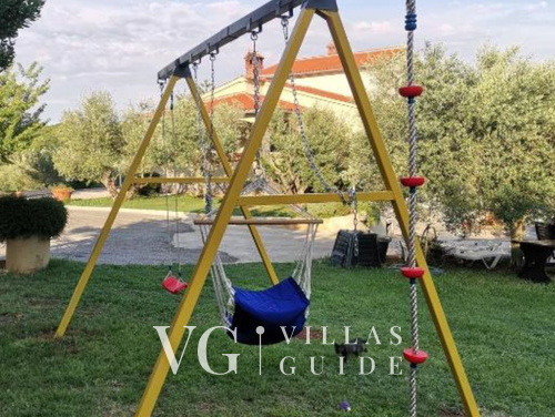 Studio apartment Flora