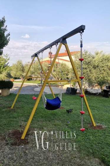 Studio apartment Flora