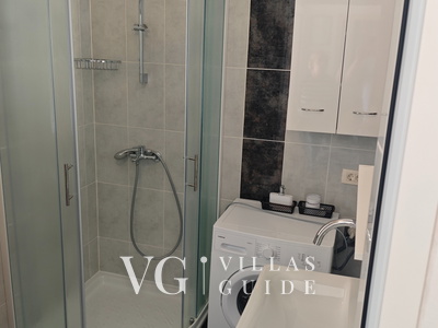 Studio apartment Flora