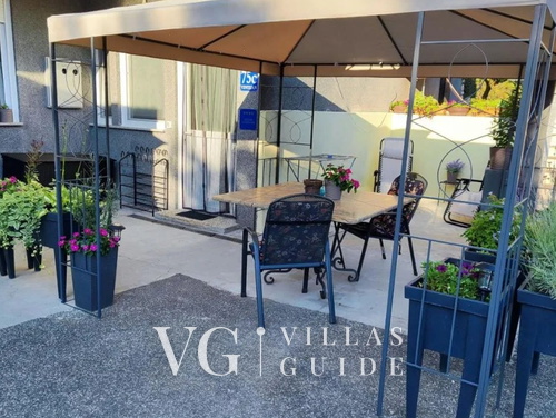 Studio apartment Flora