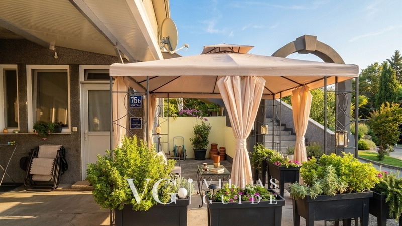 Studio apartment Flora Garten und Außenbereich