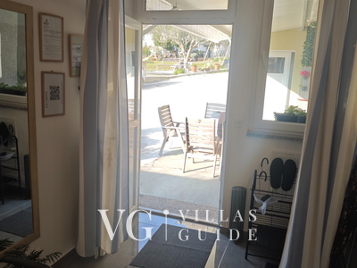 Studio apartment Flora