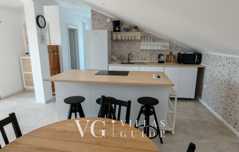 Apartman with pool - Saša