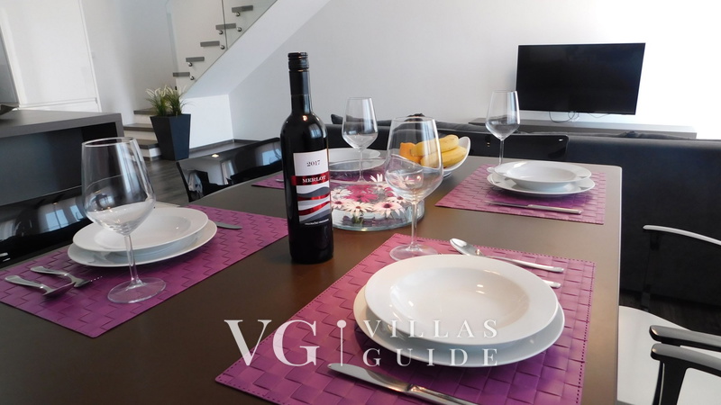 Luxury Villa Mer calme pool&pet friendly apartman 1 Kuhinja