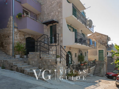 Holiday Home Ane - Makarska