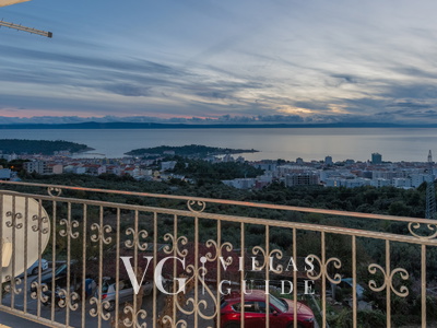 Holiday Home Ane - Makarska