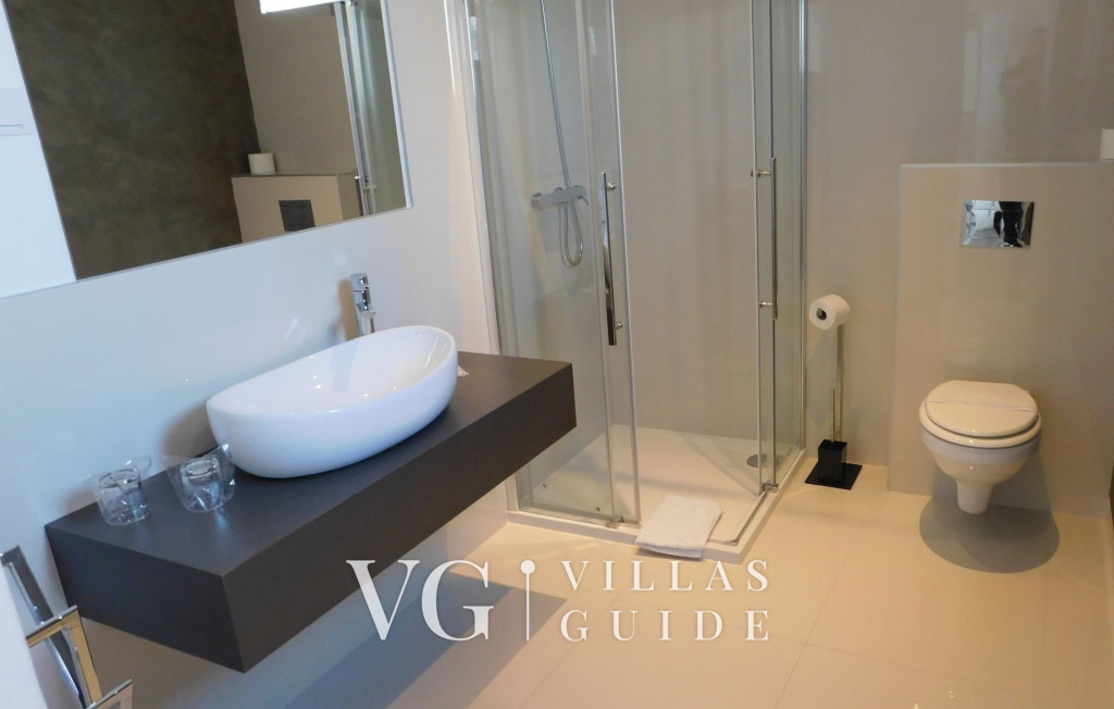 Luxury Villa Mer calme pool&pet friendly apartman 2 Bagno