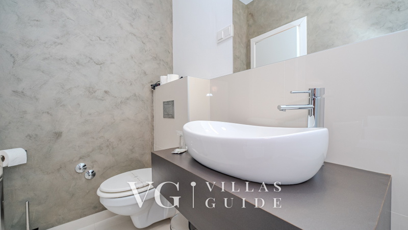 Luxury Villa Mer calme pool&pet friendly apartman 2 Kupaonica