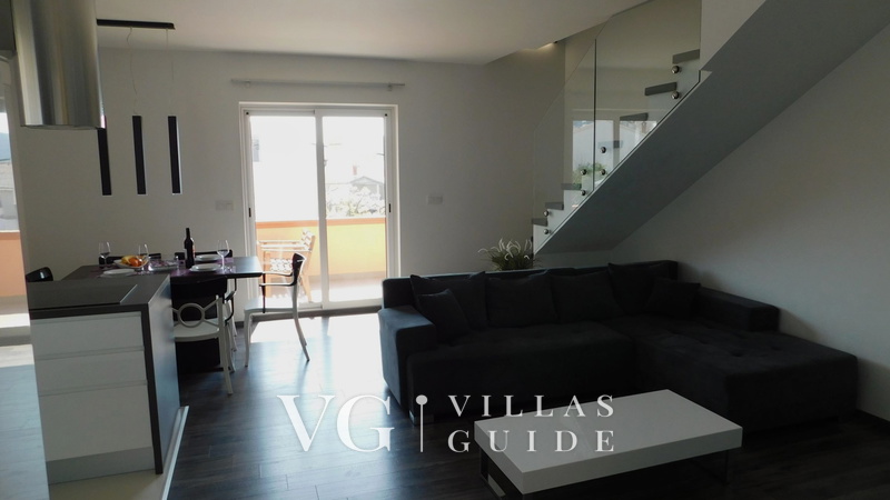 Luxury Villa Mer calme pool&pet friendly apartman 2 Kuhinja