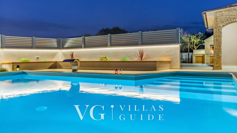 Villa Bura