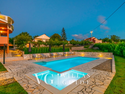 Villa Prunus Laurus-Makarska-Gornji Vinjani