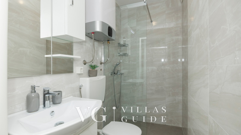 Villa Prunus Laurus-Makarska-Gornji Vinjani Kupaonica